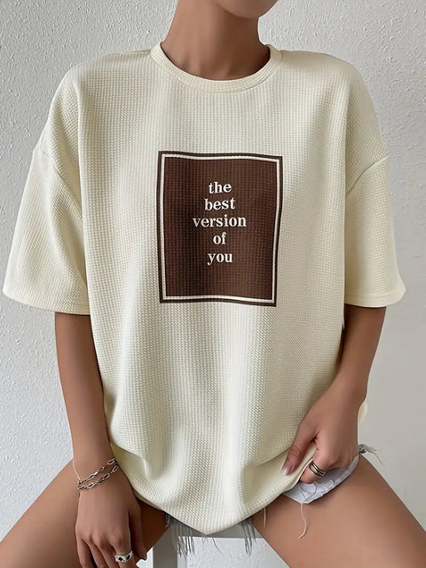 Tabitha - T-Shirt mit Rundhalsausschnitt und Buchstaben-Print