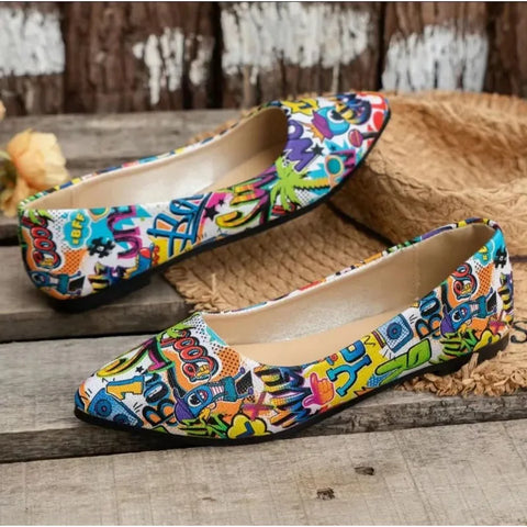 Idalia - Flache Schuhe mit Graffiti-Muster für Frauen